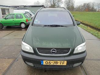 damaged commercial vehicles Opel Zafira -A 2002/2