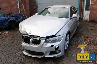 Salvage car BMW 3-serie E93 325i 2012/4