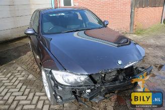 Auto incidentate BMW 3-serie E90 320i 2007/2