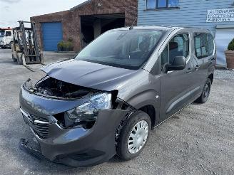 Voiture accidenté Opel Combo  2021/5