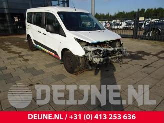 Salvage car Ford Transit Connect  2016/11
